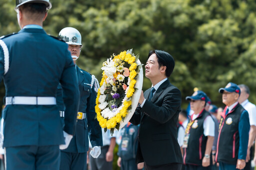 赴金門主持「823戰役66週年追悼典禮」 賴清德：盼續傳承「823」精神，捍國家主權