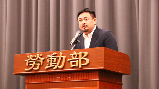 洪申翰任勞長後要下屬周末加班報告業務 民眾黨：完美演繹甚麼叫做慣老闆