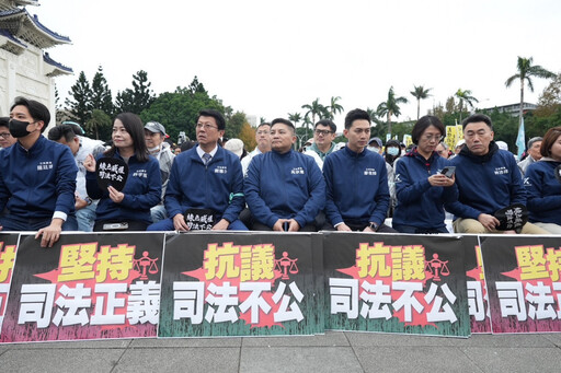 「釘孤枝」大爆場！小草向賴清德宣戰 邱毅：反抗民進黨情緒滋長如「百萬倒扁」