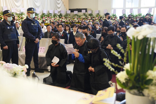 無法送父親火化！柯文哲火速被押回北所「這一幕心酸」 網友轟沒人性