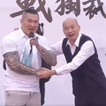 從反韓變挺韓？館長稱青鳥反串韓粉罵他 揭側翼分化手段「絕不會中計」