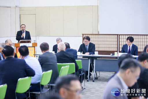陪同總統傾聽產業界聲音 侯友宜:團結面對關稅衝擊