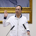 朱立倫轟賴清德鏟反對黨「僅希特勒」做過 王丹：恰證明國民黨「親共」親到不顧一切