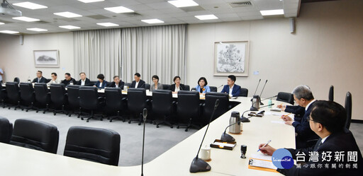 政院統刪一般補助款引地方反彈 王惠美、蔣萬安等多位縣市長赴政院遞訴願書