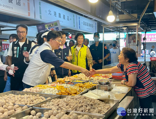 藍白竹北市場掃街反惡罷、拚公投 林思銘、李明璇、李國璋呼籲團結