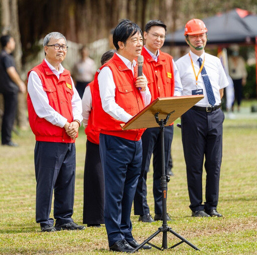視導校園地震避難掩護演練 賴清德:盼透過災防教育讓國家更有韌性