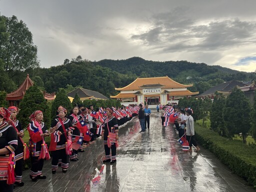 黃仁一行首站美斯樂義民文史館祭祀｜感謝老英雄們當初的犧牲奉獻及付出