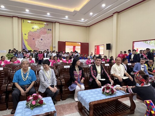 黃仁一行首站美斯樂義民文史館祭祀｜感謝老英雄們當初的犧牲奉獻及付出