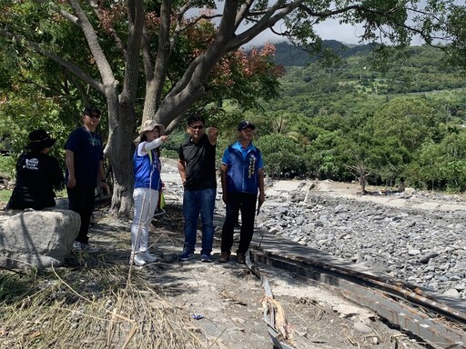 山陀兒颱風重創台東山區｜立委黃仁委請夫人王春梅率隊勘災