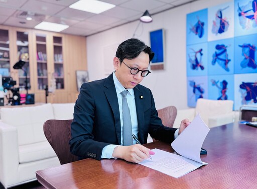 跨黨派立委南下恆春「核三廠」勘查 葛如鈞:能源穩定關乎台灣AI競爭力