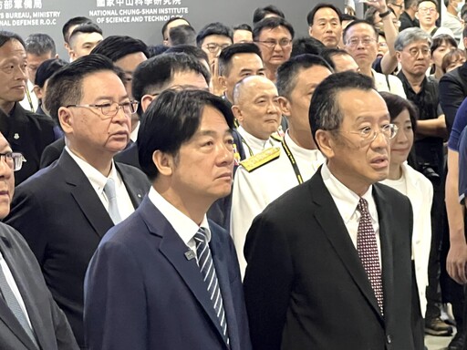 總統賴清德參觀「台北國際航太暨國防工業展」了解國防航太產業最新趨勢與研發成果