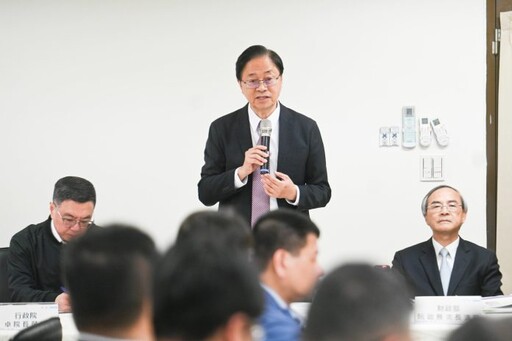 卓榮泰、張善政桃園合體 傾聽產業聲音