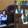 年輕爸媽帶娃跑外送險象環生！桃議員點出企業友善育兒措施必要性