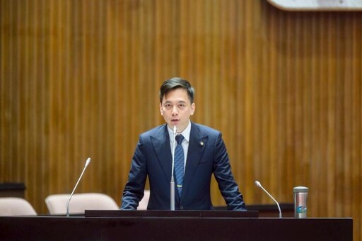 牛煦庭邀領銜人辯論 籲讓桃園第一選區成為民主典範