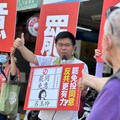 桃園民進黨議員總動員 前進各大路口宣傳同意罷免