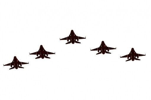 傳總統就職日空軍召回飛官待命 國防部：維持常態運作、無提升戰備
