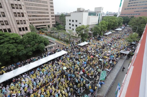 10萬民眾包圍立院 賴清德發文感謝：青年力量就是台灣民主價值