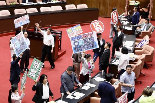 京華城無法勒令停工成燙手山芋 蔣萬安：市府不予施工勘驗