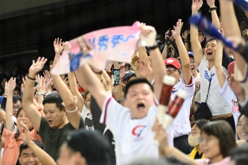 不斷更新／「台韓大戰」陳晨威、陳傑憲開轟建功 中華隊6比3勝韓國