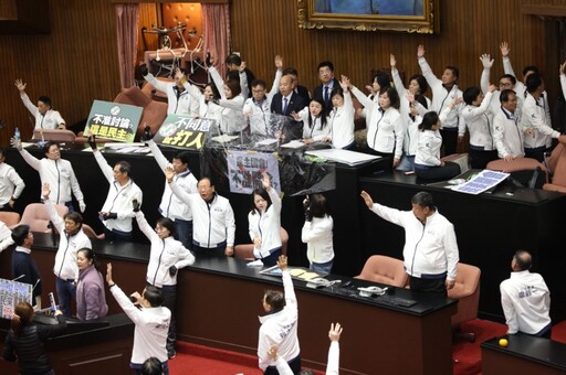 《憲訴法》覆議若遭否決 民進黨團將祭釋憲與暫時處分