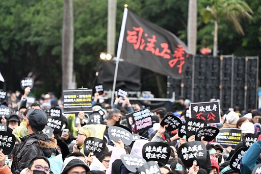 柯建銘酸「釘孤枝」遊行是自尋死路 黃國昌回嗆：先為踐踏司法道歉