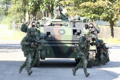 【圖輯】賴清德春節勗勉台東海陸空軍營 盼朝野合作支持國防預算