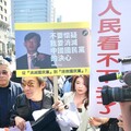 不滿亂入民眾黨宣講遭推擠 史書華「我被撞飛」怒提告