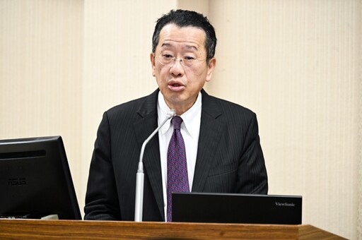 綠共諜妻曾任總統府憲兵 顧立雄曝安全查核3年1次:無國防部人員涉入