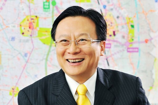 卓伯源宣布參選國民黨主席 強調只做「造王者」不選2028總統
