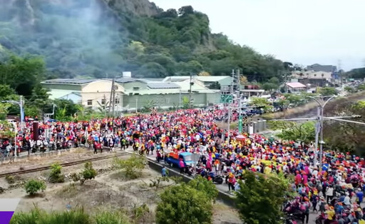 「粉紅超跑」遶境大事件!200年來首進南投 張麗善c位、黃國昌機車違規惹議