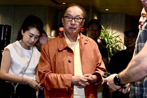 科技3巨頭齊聚! 黃仁勳再邀張忠謀、林百里共進晚餐