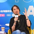 中央男大生犀利「連4問」影片曝光 葉丙成不發一語閃離現場