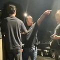 小草北所前聲援柯文哲遭黑衣人「包圍嗆聲」 民眾黨怒報警呼籲：應依法究責