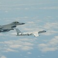 才發射火箭又來！端午連假第1天 中國派遣24架解放軍機艦擾台