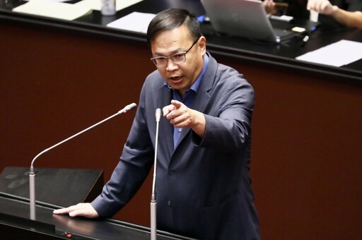 兒子被控劈腿悔婚 王義川也爆「出軌離婚」、本人回應了