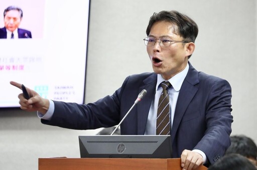 黃國昌質詢「腳尾飯2.0」爭議延燒 遭北檢列他字案被告