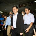 妻子輕生、彭振聲法庭淚崩 黃國昌痛問北檢：逼死一條命無感？