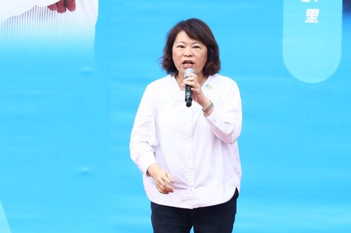嘉義市不跟進停班課!黃敏惠稱無達標 網酸「泳趕上班」