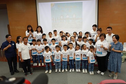 羅東鎮立幼兒園完成全國第一本繪本新書