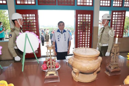 南投忠烈祠秋祭 秘書長洪瑞智追思緬懷先烈精神