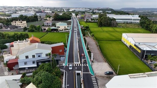 神岡區圳前路完工通車 盧秀燕：建設、文資兩全