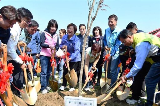 彰化生態綠網植樹活動 王惠美：植樹減碳愛地球