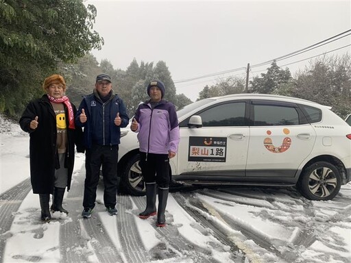 梨山降3月雪 暖心中市幸福巴士照常行駛