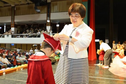 羅東鎮立幼兒園及分班113學年度聯合畢業典禮