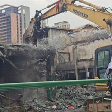 南門市場災損區域啟動拆除作業 周邊實施交管