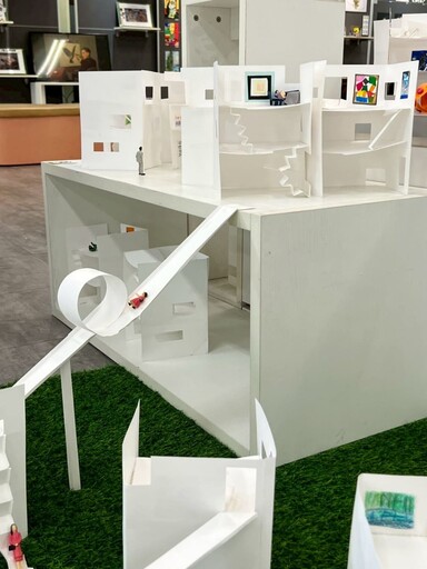 中美館攜手西屯國小扎根藝術教育 打開美術館的多重宇宙