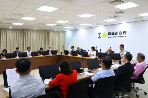 嘉市府召開關稅衝擊諮詢會議 黃敏惠與產業領袖共議對策