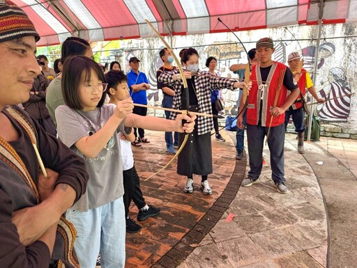 台灣好行觀霧線走訪五峰 竹縣邀民眾體驗泰雅獵人文化與自然之美