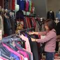 最低4折趕快買「衣」！ 天津路商圈串聯131家業者 拿物調券全面打8折