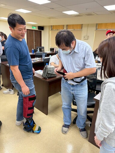 結合障礙體驗推動職場共融! 中市勞工局舉辦身心障礙者進用宣導會
